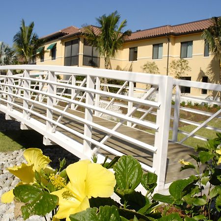 Naples Bay Resort & Marina エクステリア 写真